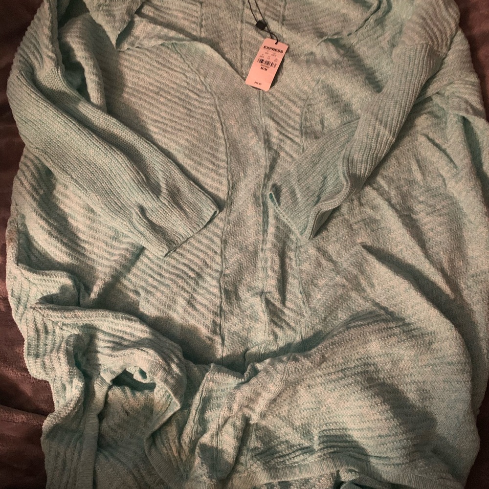 NWT OVERSIZED SWEATER